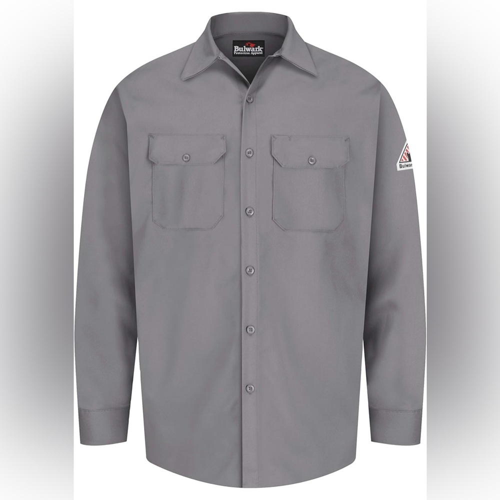 Bulwark FR Men's Flame Resistant 7 Oz Cotton Work Shirt with Sleeve Vent
NWOT